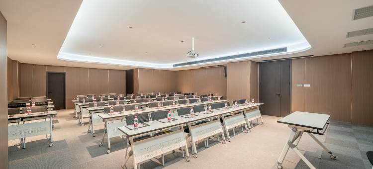 丽呈朗誉酒店(无锡滨湖万象汇鼋头渚风景区店)图片