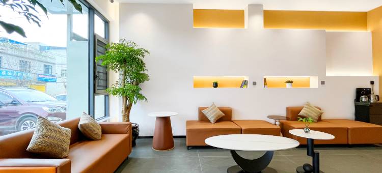 顺宇航酒店(安顺市平坝区店)图片