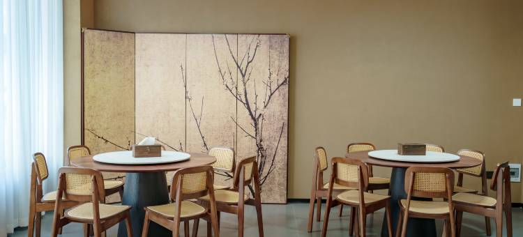 弥勒.与山民宿(湖泉生态园店)图片