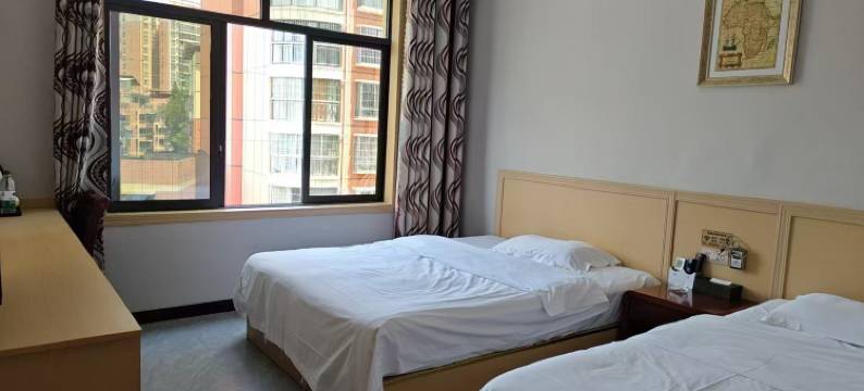 遵义鸿福宾馆(虾子镇政府店)图片