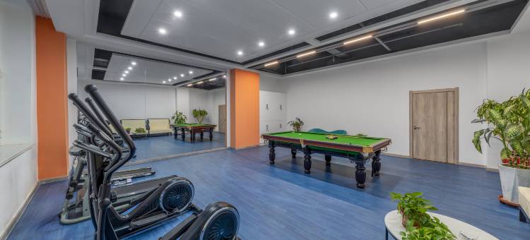 巴彦淖尔君逸皇冠大酒店图片