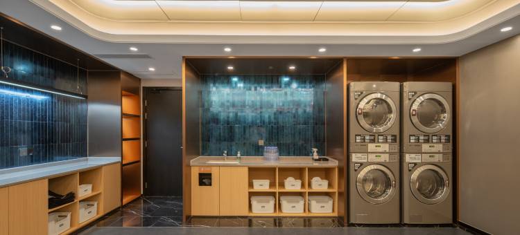 6698水晶酒店(杭州四季青庆菱路地铁站店)图片