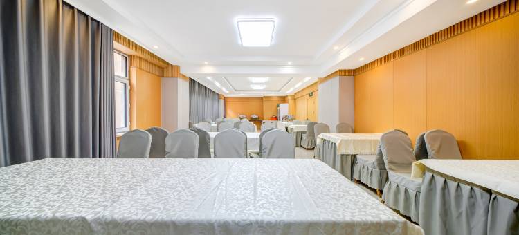 永盛商务宾馆(海拉尔区永昌家园店)图片