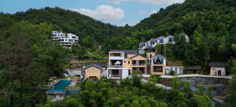 金华武义梧鸣谷悬崖温泉美宿图片