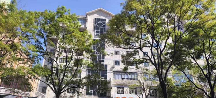 布丁酒店(昆明市中心南屏步行街翠湖公园店)图片