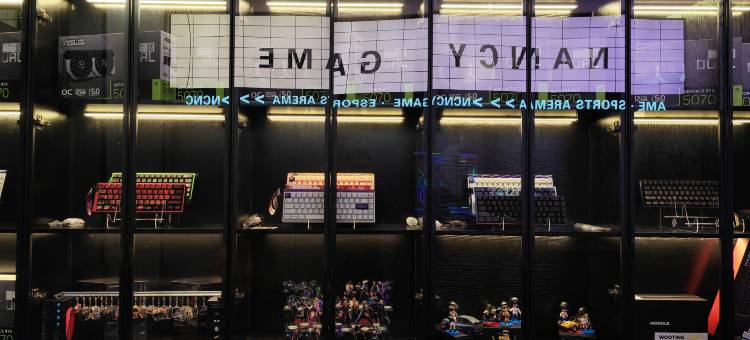 灵泽电竞宾馆图片