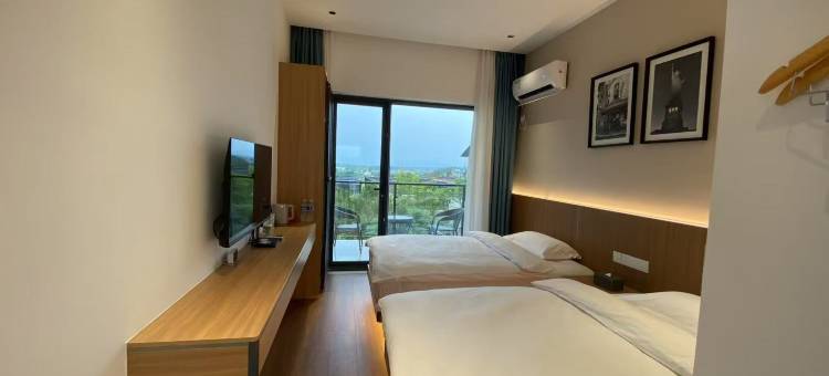 中青景呈畔山度假酒店(河口店)图片