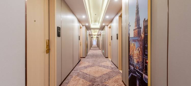 维也纳3好酒店(深圳观澜富士康章阁店)图片