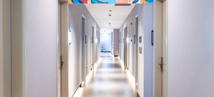 网鱼电竞酒店(上海虹桥机场九亭地铁站店)图片