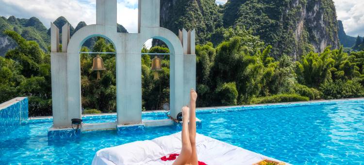 阳朔烟雨蓝湾观景度假酒店(阳朔高铁站20元人民币景区店)图片