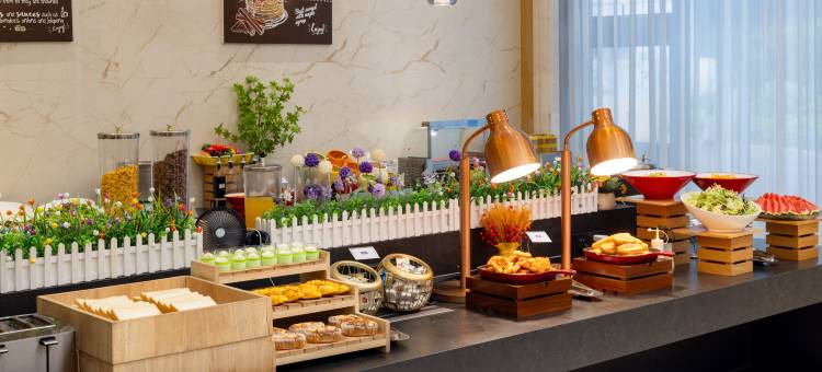 维也纳国际酒店(中山东区利和广场店)图片