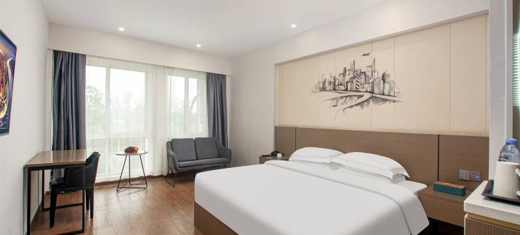 潮漫酒店(淮安洪泽湖大道美食城店)图片