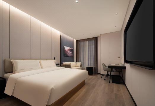 Atour Hotel Shenzhen Pingshan High speed Railway Station Hotel Overview