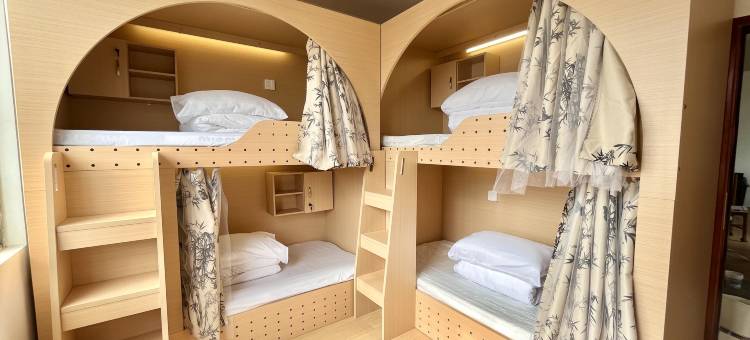 悠家法式海景青旅(湛江观海长廊店)图片