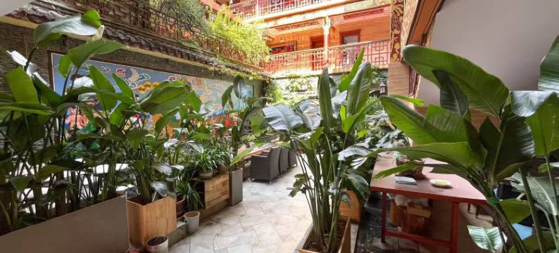 云慕雅苑(楚雄彝人古镇高铁站店)图片