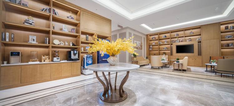 维也纳酒店(汽博中心金童路地铁站店)图片