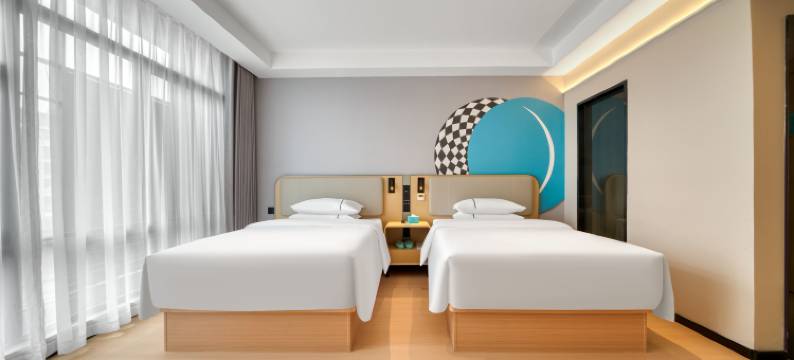 城市便捷酒店(衢州银泰城店)图片