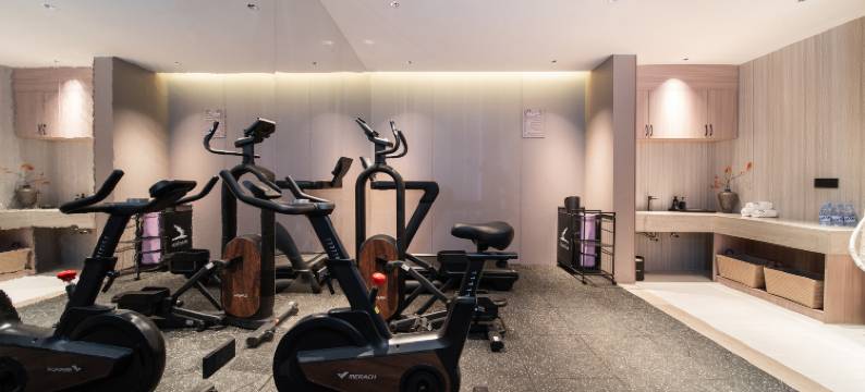 郡兰德设计师艺术酒店(南昌滕王阁万寿宫店)图片