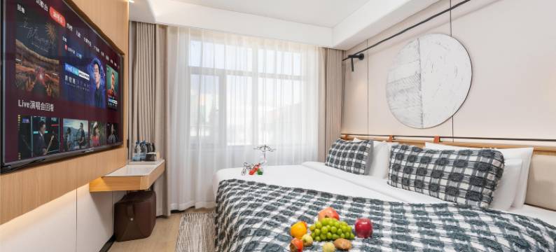 天骄智选酒店(酒泉鼓楼汉唐美食街店)图片