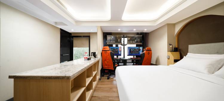 金婺智选商旅酒店(金华世茂城市广场婺州古城景区店)图片