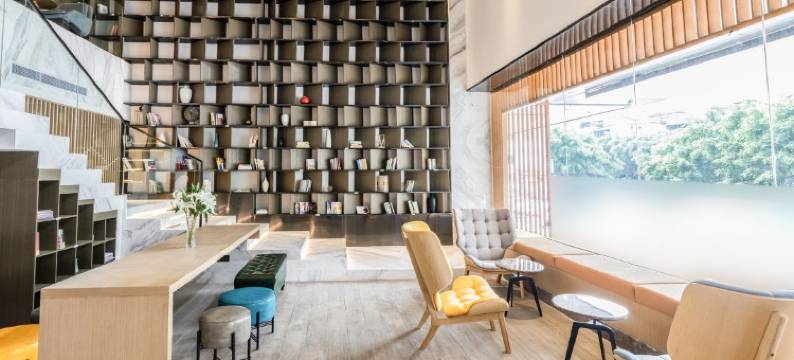 ET Ant·锦电竞酒店(柳州高铁站五星步行街店)图片