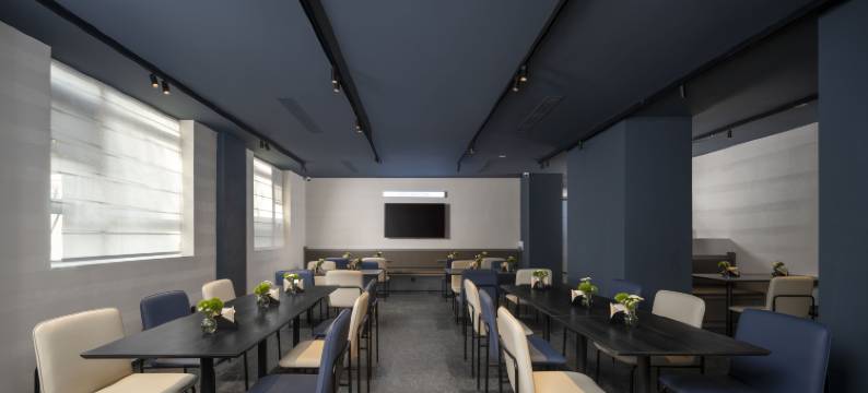 西安和平门地铁站环城南路轻居酒店图片