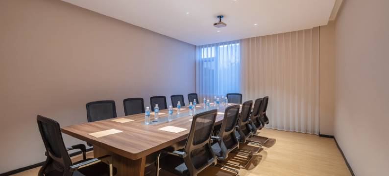 建水如家UP华驿精选酒店(建水高铁站客运站店)图片