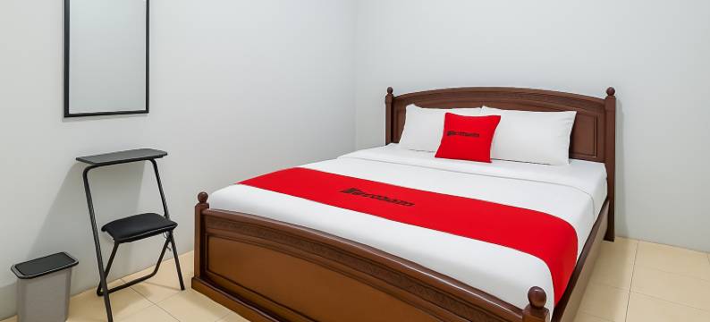 OYO 2452 酒店地铁(RedDoorz Near Metro Bandung)图片