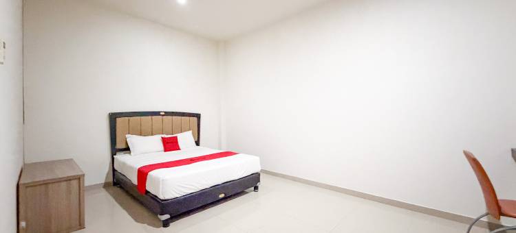 古邦红多兹@丰收力宝购物中心酒店(RedDoorz @ Harvest Hotel Lippo Mall Kupang)图片