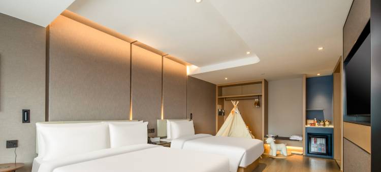 福州上下杭达道地铁站亚朵酒店图片