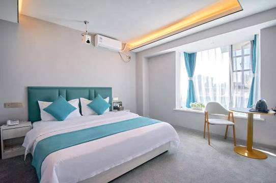 爱尚酒店(简阳旭海时代广场简阳中学店)