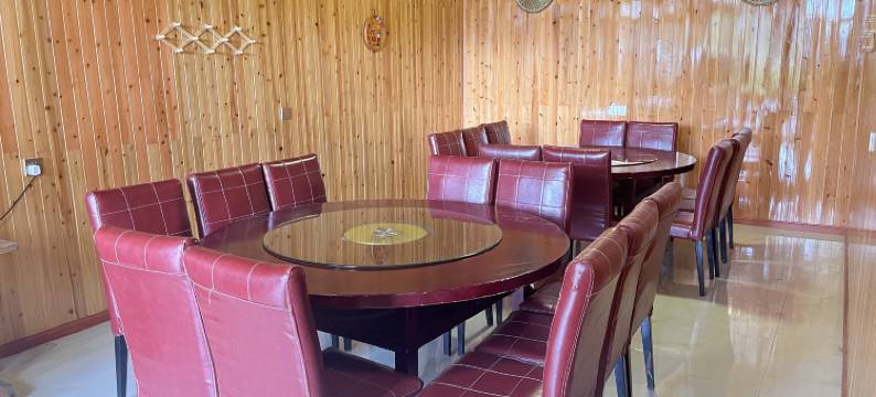 泸定老地方农家乐园图片