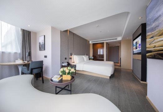 Atour Hotel Shanghai CBD Hotel Overview