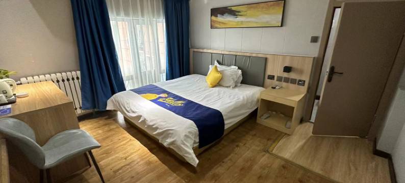 玉都商务宾馆(扎兰屯火车站步行街店)图片