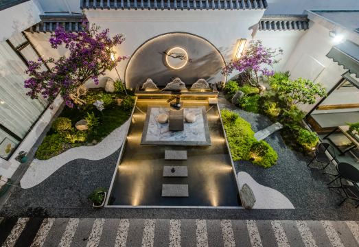 Dali Jipu Water View Villa Bieqi Branch Hotel Overview