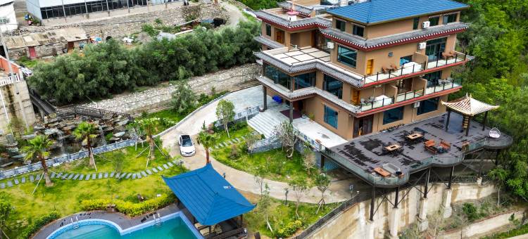 德钦札释永布·林卡山居 (金沙江S湾网红观景台店)图片