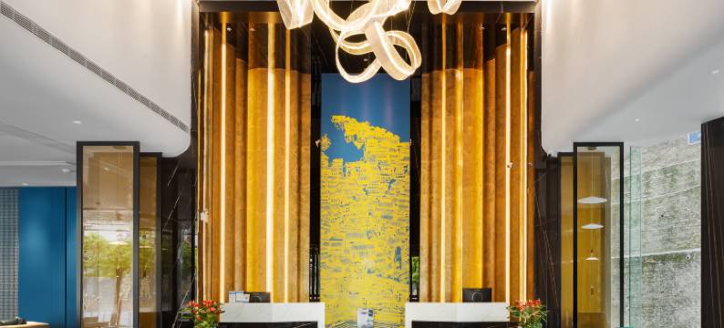 石头酒店(凯里市区万达广场店)图片