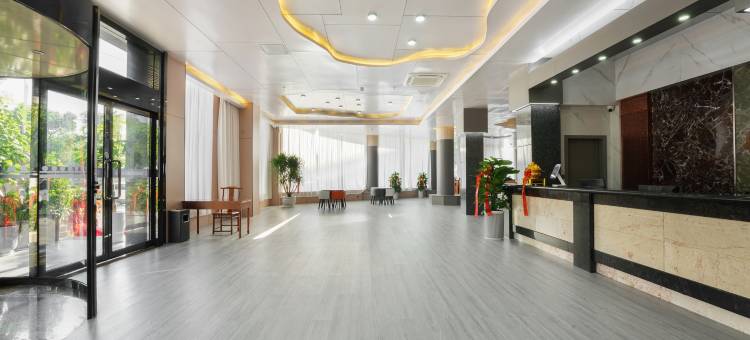 康利亚·君临商务酒店图片