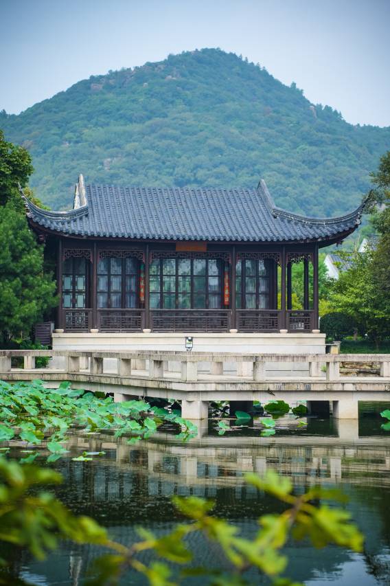 苏州木渎古镇风景区天平山隐居酒店图片
