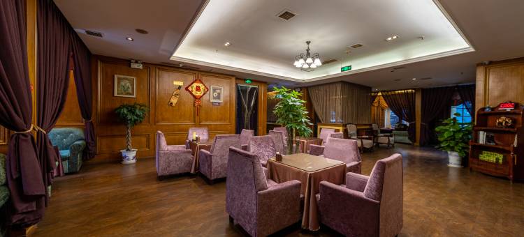 南充东泰假日酒店(西山风景区店)图片