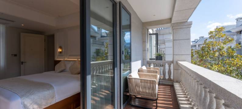 西山隐•VILLA11(滇池海埂大坝店)图片