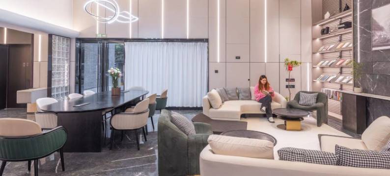 南京江宁航空航天大学亚朵酒店图片