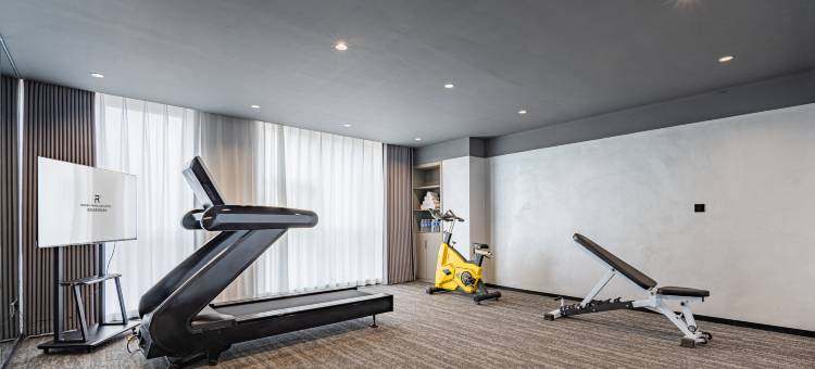 丽呈名爵国际酒店(长沙黄土岭地铁站店)图片