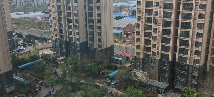 都市暖风美宿(荥阳吾悦广场店)图片