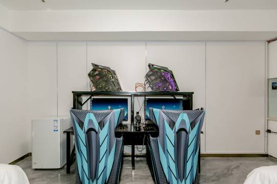 清怡电竞酒店(大连西安路店)