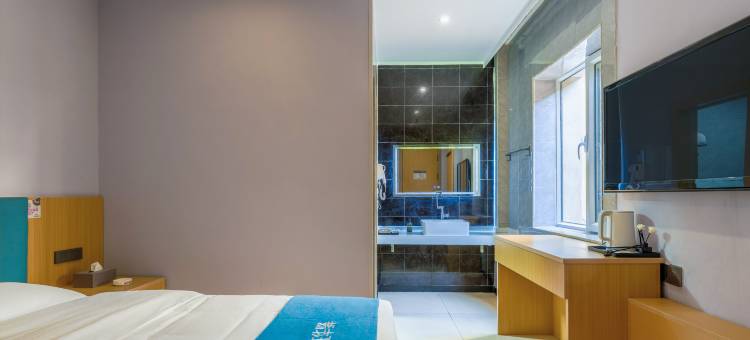 如家华驿精选酒店(额济纳旗胡杨林景区店)图片