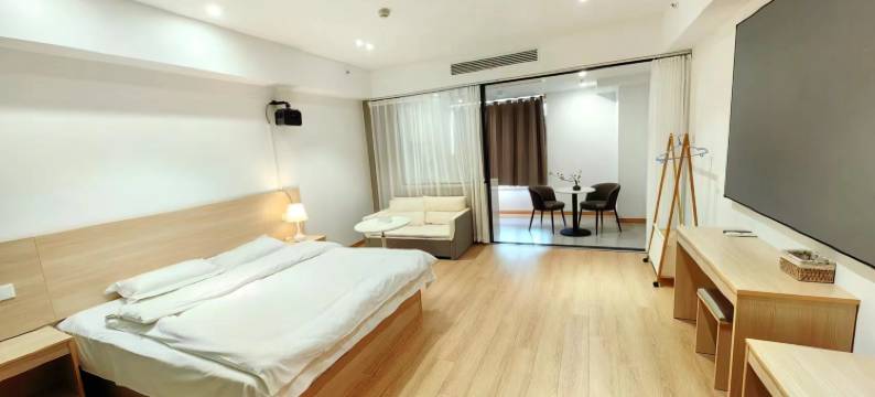 拾肆民宿(昆山高铁南站天虹购物中心店)图片