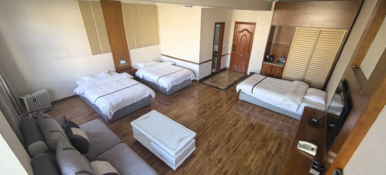 乌兰圣之蓝酒店图片