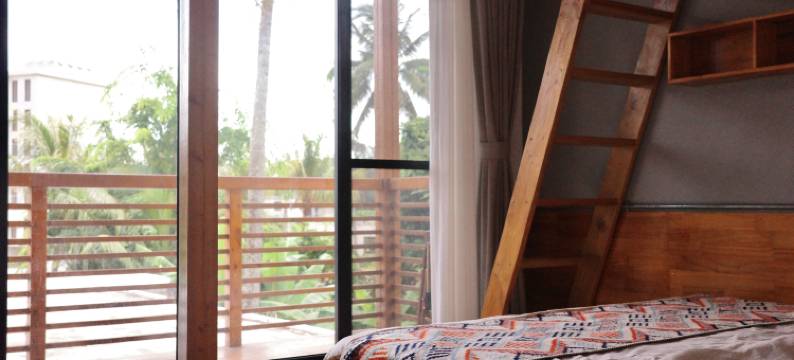 ROOTS小妖精民宿(万宁日月湾店)图片