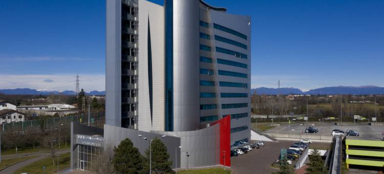 马尔彭萨乌纳酒店(UNA Hotels Malpensa)图片